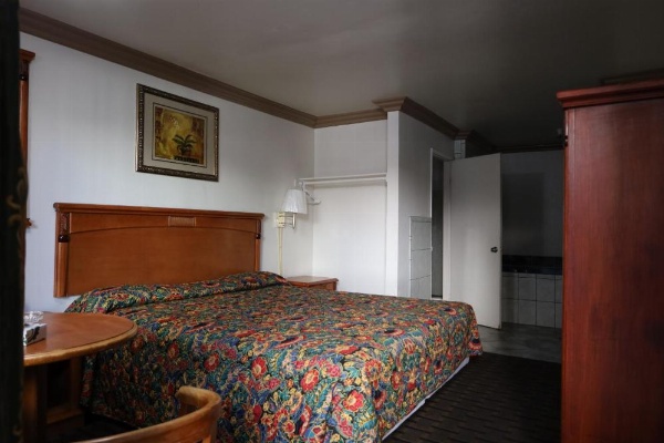 Lambert Inn image 20